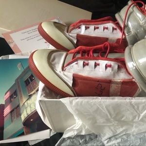 Maison Margiela Mens Sz 10.5 (EU44) - Brand New -